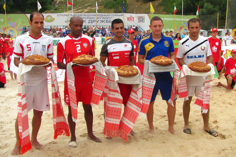 Вчера в Витебске стартовал представительный международный турнир по пляжному футболу «Кубок Дружбы».