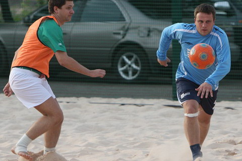 а команда Евгения Зинченко опускается на самое дно, потерпев в Первенстве шестое поражение подряд