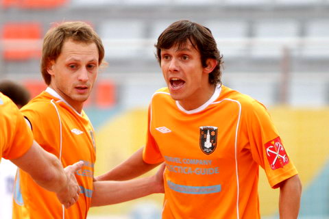 "Горожане" повели в серии...