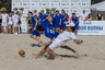 Конкурсанты «Новой волны» и звезды эстрады провели традиционный поединок по пляжному футболу…